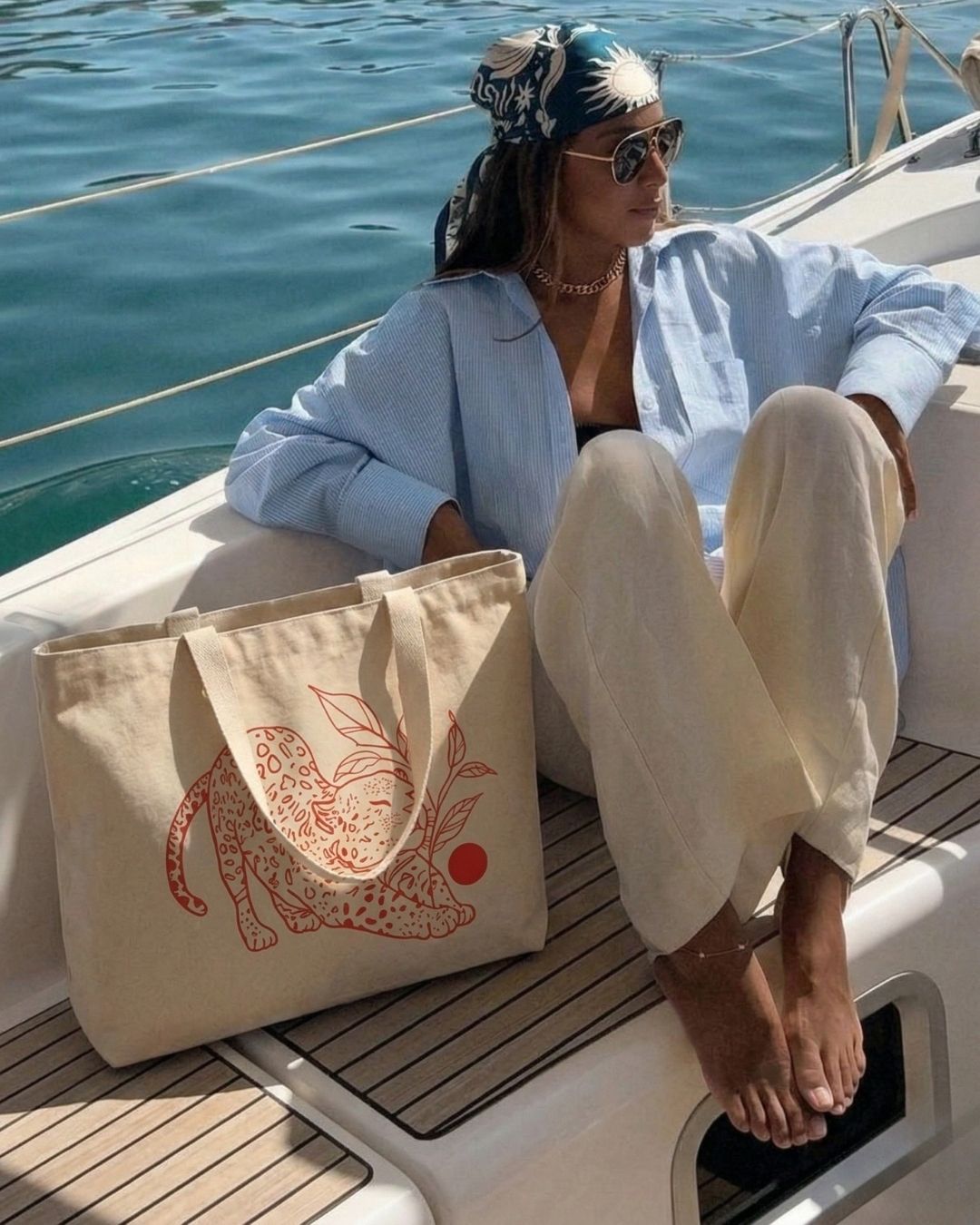 Leopar Desenli Kırmızı Baskılı Hambez Bez Çanta - Geniş İç Hacimli Omuz Çantası (47x36x8 cm)