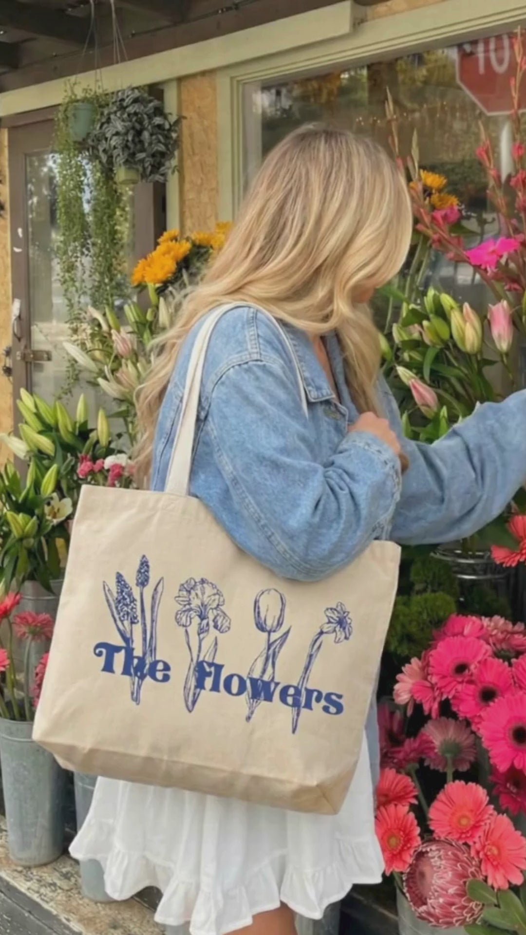 Geniş İç Hacimli Alt Körüklü Hambez Bez Çanta - Çiçek Desenli Günlük Omuz Çantası