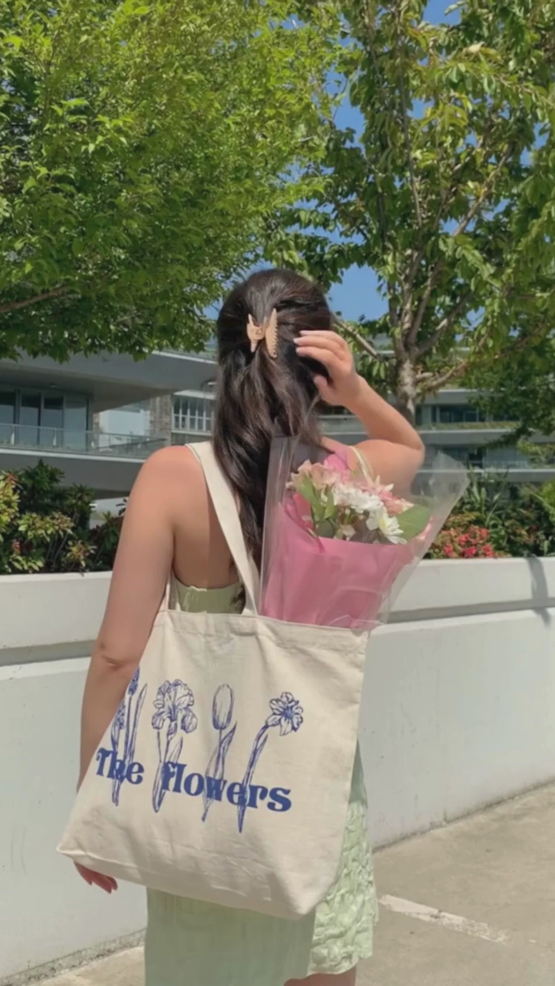 Geniş İç Hacimli Alt Körüklü Hambez Bez Çanta - Çiçek Desenli Günlük Omuz Çantası